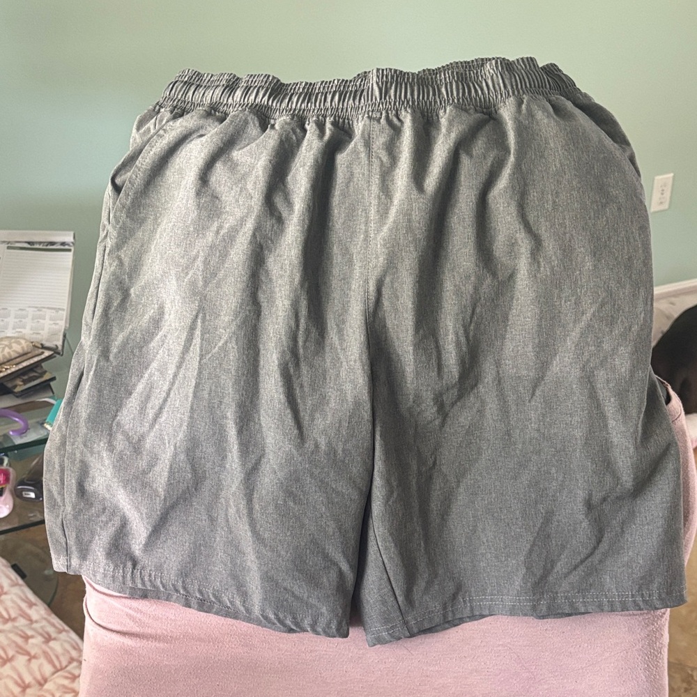 Men's Athletic Shorts - Gray